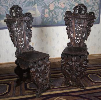 Párové starožitné židle Sgabello